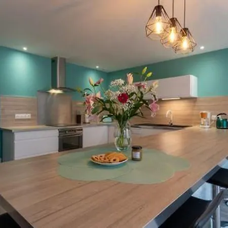 Holiday home Cosy Avec Jardin, Cheminee Et Jeux Enfants A - Fr-1-583-116