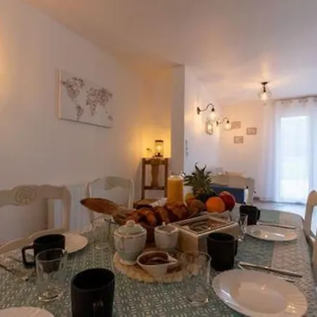 Cosy Avec Jardin, Cheminee Et Jeux Enfants A - Fr-1-583-116 *